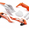 Plastic parts set